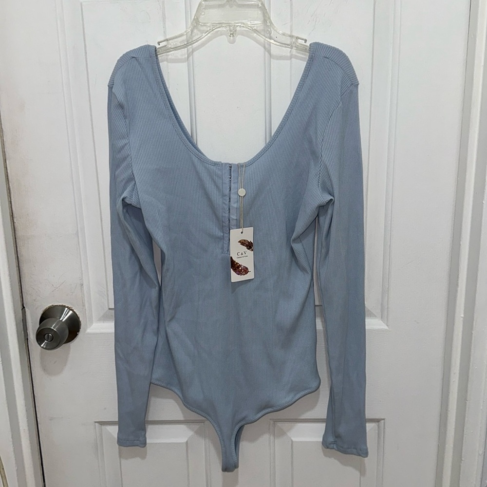 NWT Chelsea & Violet Bodysuit